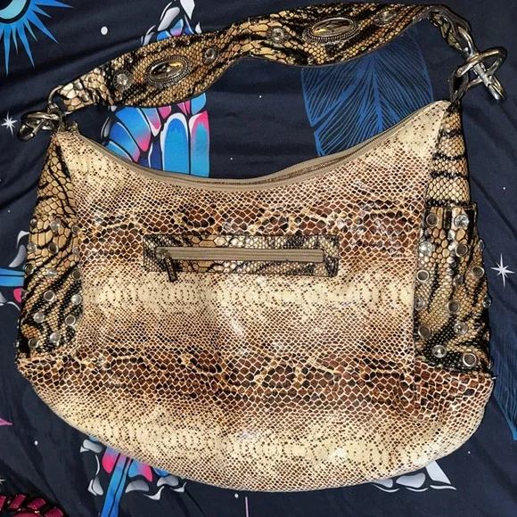 Blue Elegance Shoulder Bag – Timeless Style in Excellent Condition - Picture 7 of 14